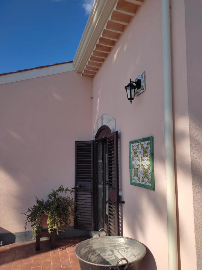 La Tana Di Luna Adrano Exterior photo